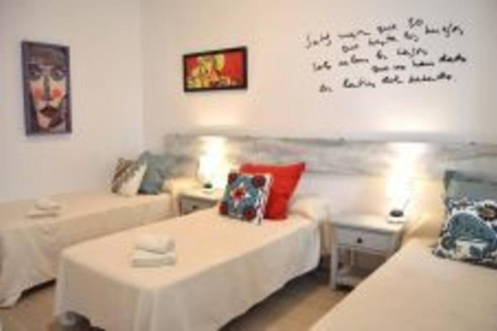 Apartamento Veedor Bulevar De Los Suenos Cadiz Luaran gambar